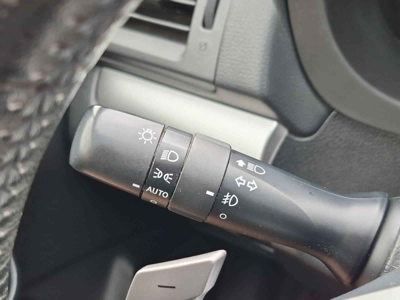 Used 2014 Subaru Crosstrek 2.0i Limited AWD/4WD image 26