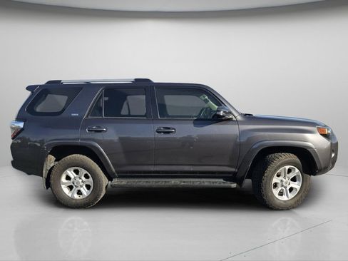 Used 2022 Toyota 4Runner SR5 Premium w/ Moonroof Package AWD/4WD image 28