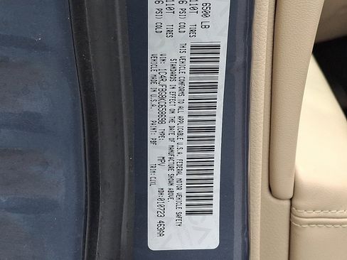 Used 2019 Jeep Grand Cherokee Limited image 28