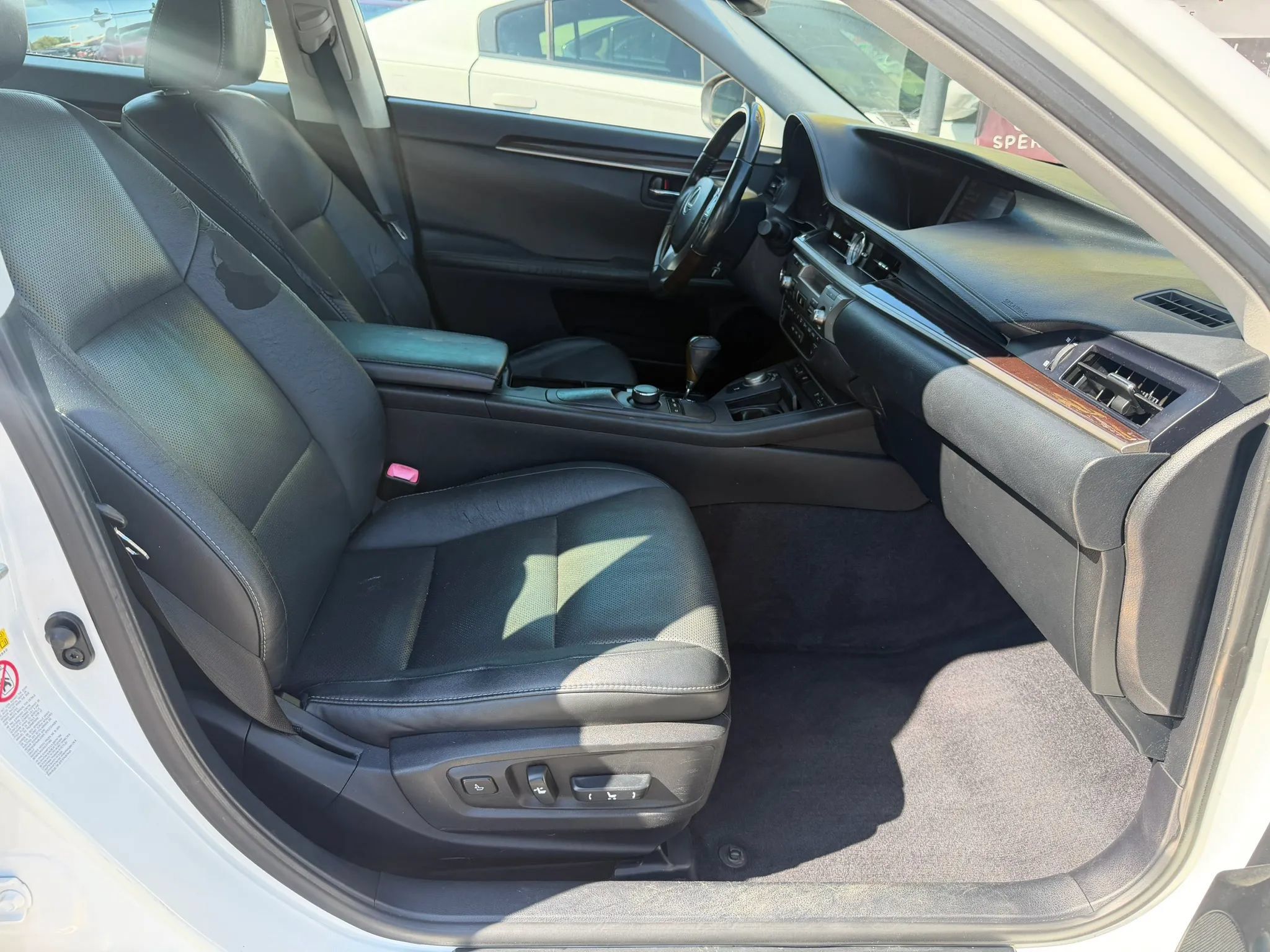 Used 2014 Lexus ES 350 w/ Premium Package FWD image 8