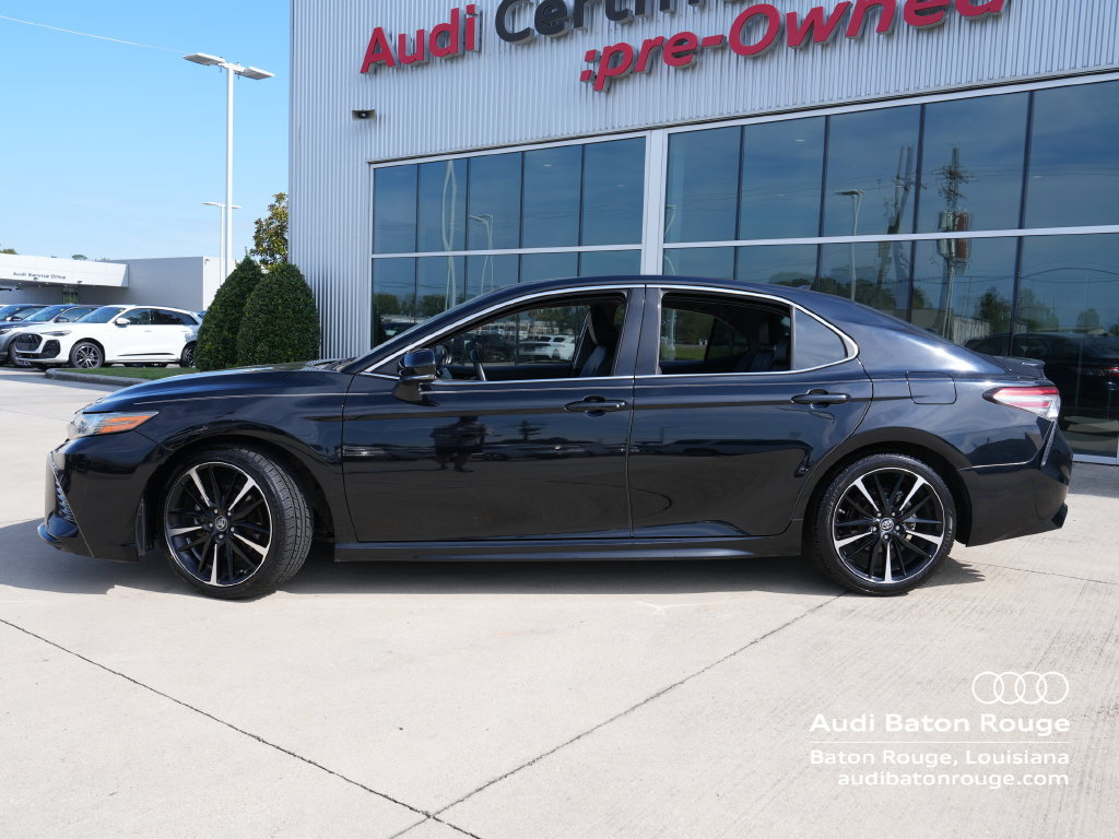 Used 2019 Toyota Camry XSE FWD image 2