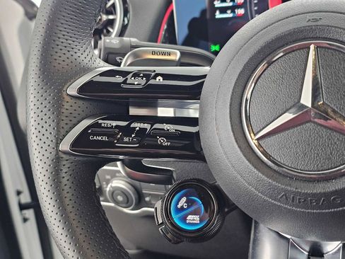 Certified 2025 Mercedes-Benz GLB 35 AMG 4MATIC image 28