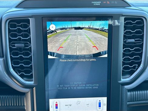 New 2025 Ford Ranger XL image 8