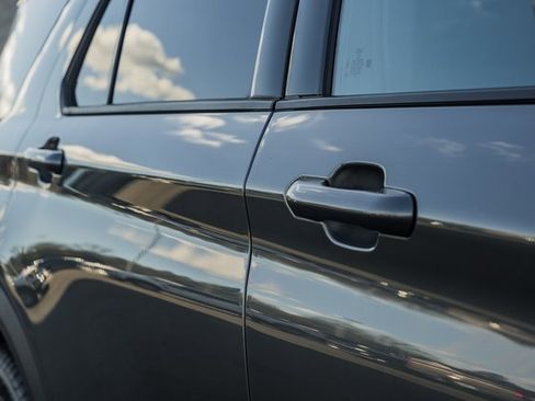 Used 2025 Ford Explorer ST-Line w/ ST-Line Street Pack image 22