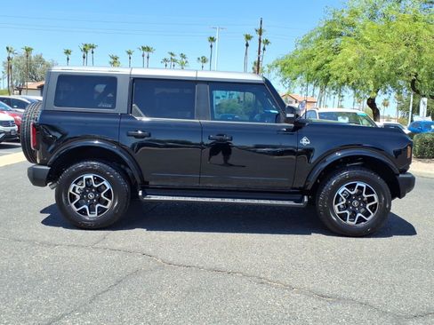 Used 2025 Ford Bronco Outer Banks AWD/4WD image 8