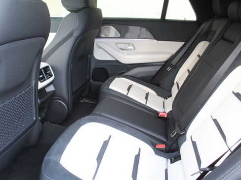 New 2026 Mercedes-Benz GLE 53 AMG 4MATIC Coupe image 17