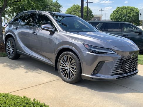 Used 2023 Lexus RX 350 w/ Cold Area Package AWD/4WD image 2