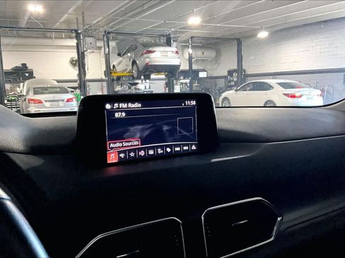 Used 2019 MAZDA CX-5 Touring FWD image 35
