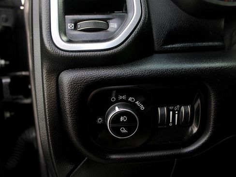 Used 2021 RAM 3500 Laramie image 12