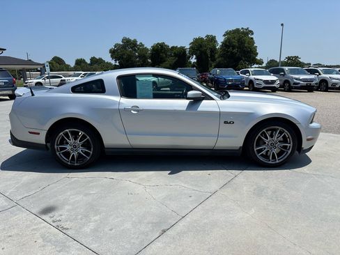 Used 2012 Ford Mustang GT Premium w/ Brembo Brake Pkg RWD image 3