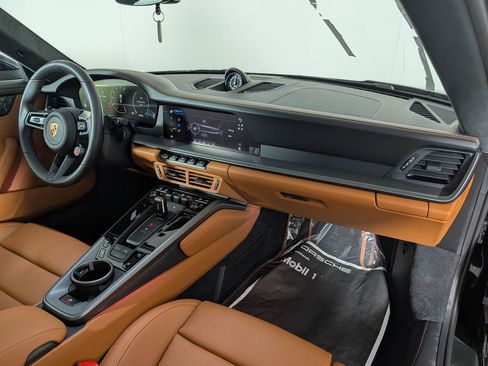 New 2026 Porsche 911 Carrera image 18