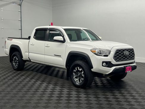Used 2021 Toyota Tacoma TRD Off-Road w/ TRD Premium Off Road Package image 6