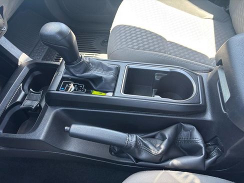 Used 2023 Toyota Tacoma SR AWD/4WD image 25