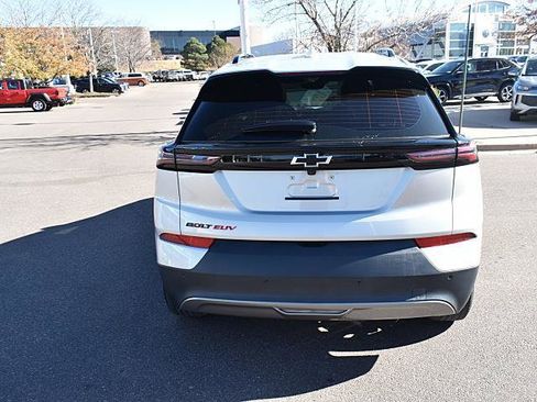 Used 2023 Chevrolet Bolt EUV Premier w/ Sun & Sound Package image 5