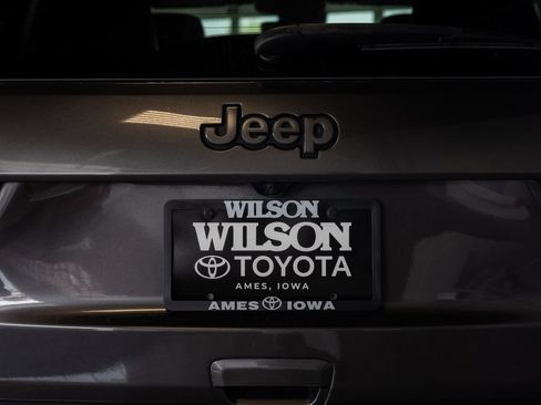Used 2021 Jeep Grand Cherokee Limited w/ Quick Order Package 28K 80th AWD/4WD image 6