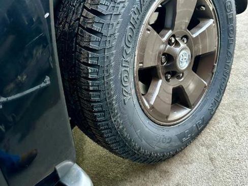 Used 2004 Toyota 4Runner Limited image 6