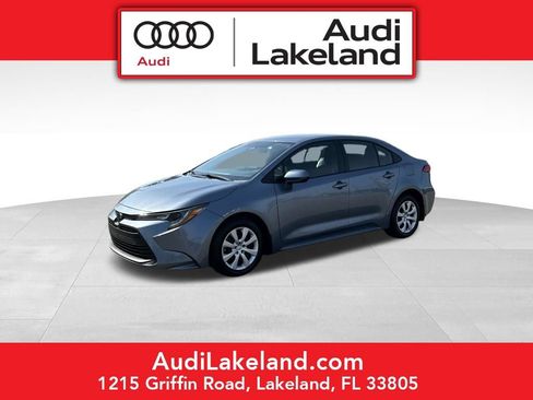 Used 2025 Toyota Corolla LE FWD image 1