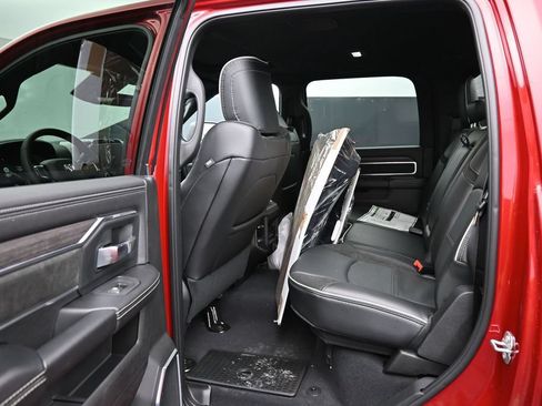 New 2026 RAM 2500 Laramie w/ Night Edition AWD/4WD image 33