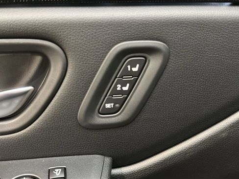 Certified 2025 Honda Pilot Elite image 17