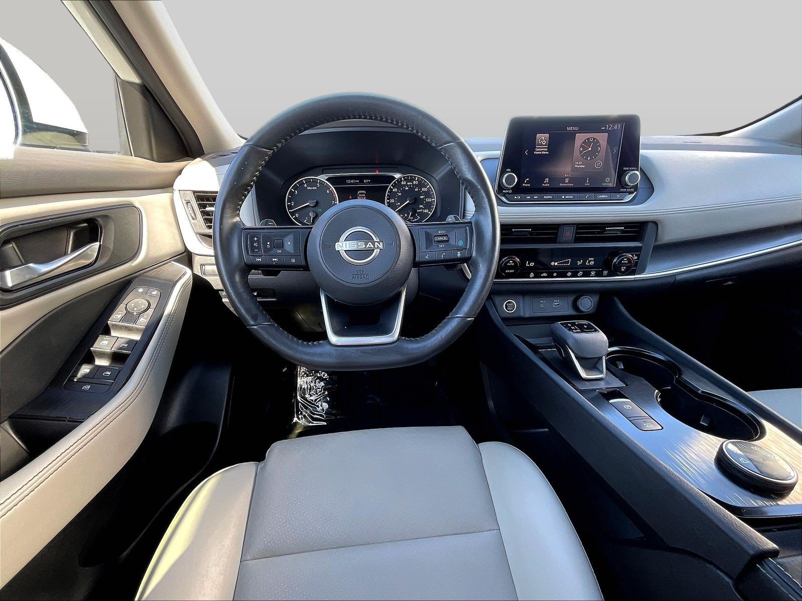 Used 2023 Nissan Rogue SV w/ SV Premium B Package AWD/4WD image 11