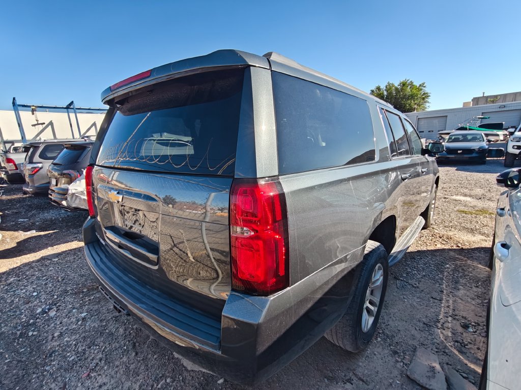 Used 2019 Chevrolet Suburban LT AWD/4WD image 5