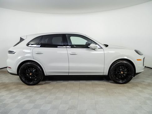 New 2026 Porsche Cayenne AWD/4WD image 28
