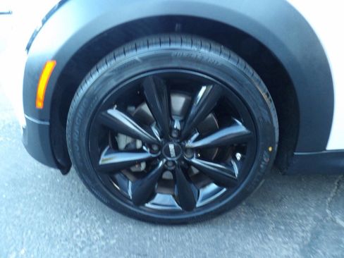 Used 2012 MINI Cooper S FWD image 11