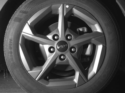 Used 2025 Kia K4 FWD image 13