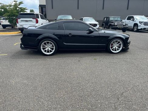 Used 2007 Ford Mustang GT RWD image 8