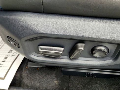 Used 2024 Toyota Sequoia Platinum AWD/4WD image 11
