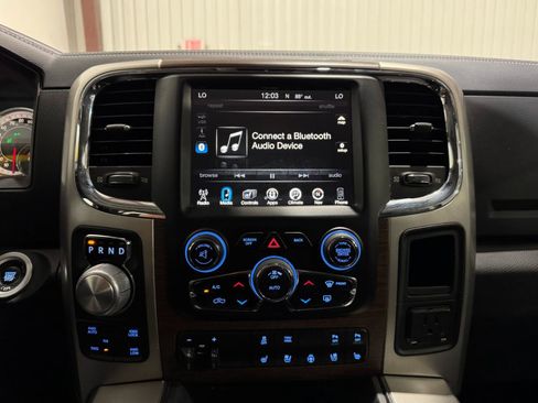Used 2017 RAM 1500 Laramie w/ Convenience Group AWD/4WD image 9