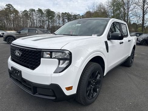 New 2025 Ford Maverick XLT w/ Black Appearance Package AWD/4WD image 4