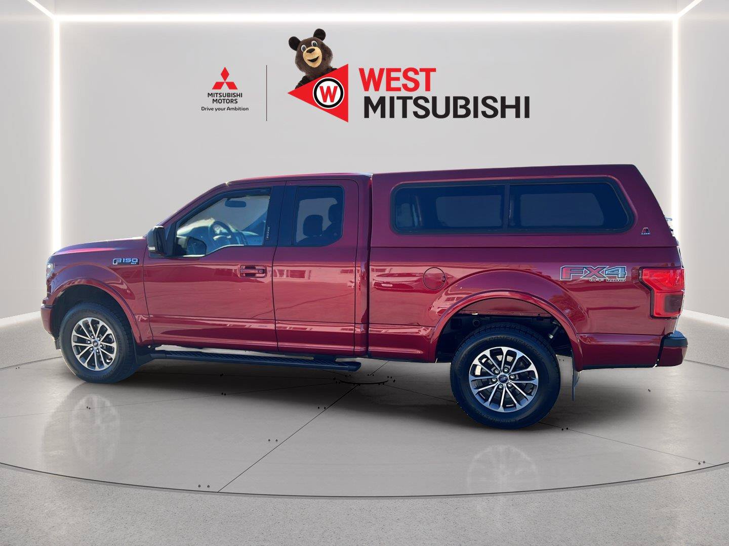 Used 2019 Ford F150 XLT w/ Equipment Group 302A Luxury AWD/4WD image 2