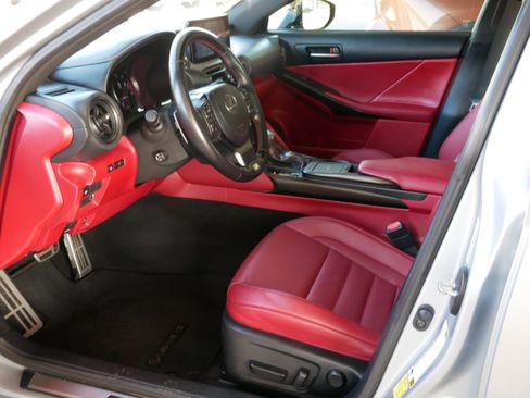 Used 2023 Lexus IS 350 F Sport image 4