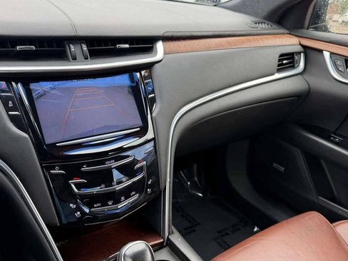 Used 2015 Cadillac XTS Luxury AWD/4WD image 19