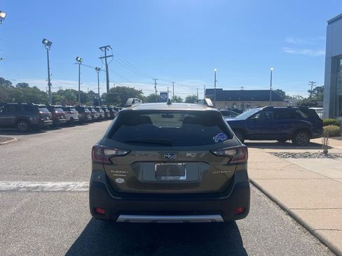 Used 2023 Subaru Outback Limited AWD/4WD image 5