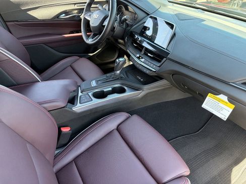 Used 2025 Cadillac CT4 Sport RWD image 13