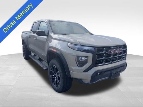 Used 2023 GMC Canyon AT4 w/ AT4 Premium Package AWD/4WD image 12