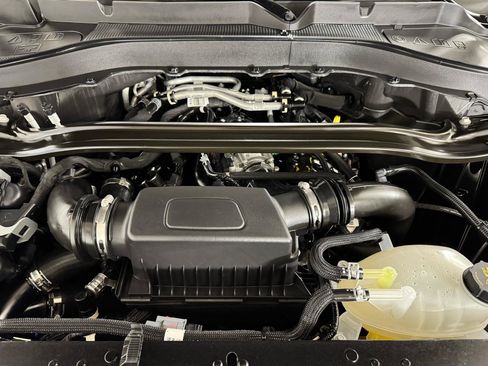 Used 2025 Ford Explorer ST w/ Sun And Sound Package image 9