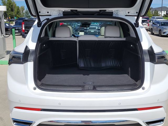 Used 2025 Buick Envision Avenir AWD/4WD image 14
