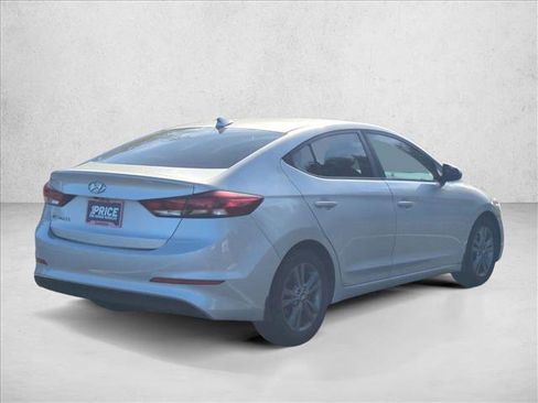 Used 2018 Hyundai Elantra SEL image 5