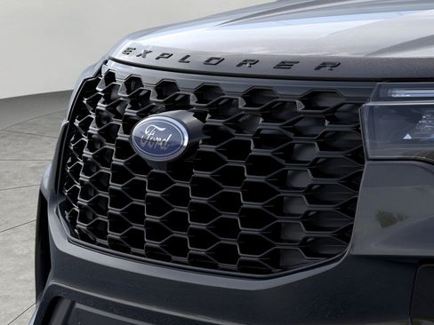 New 2026 Ford Explorer ST-Line AWD/4WD image 17