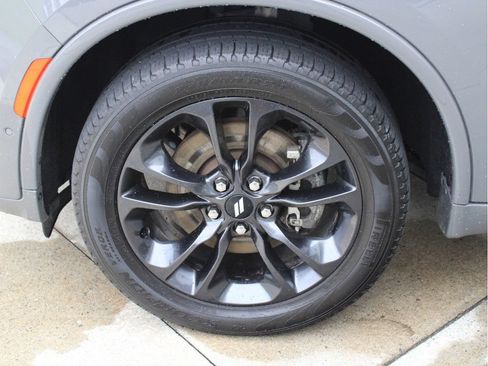 Used 2025 Dodge Durango GT AWD/4WD image 38