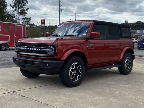 Certified 2023 Ford Bronco Outer Banks image 7
