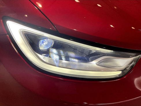 Used 2025 Chrysler Pacifica Select FWD image 33