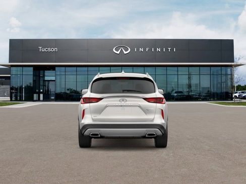 New 2025 INFINITI QX50 Luxe image 2
