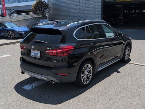 Used 2017 BMW X1 xDrive28i AWD/4WD image 5