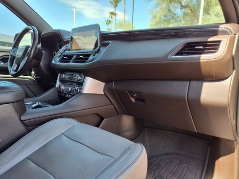 Used 2021 GMC Yukon SLT w/ SLT Luxury Plus Package RWD image 11