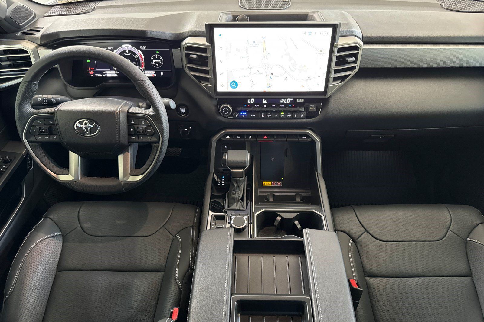 Used 2026 Toyota Tundra Limited AWD/4WD image 17