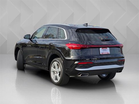 New 2025 Audi Q5 Premium Plus image 4